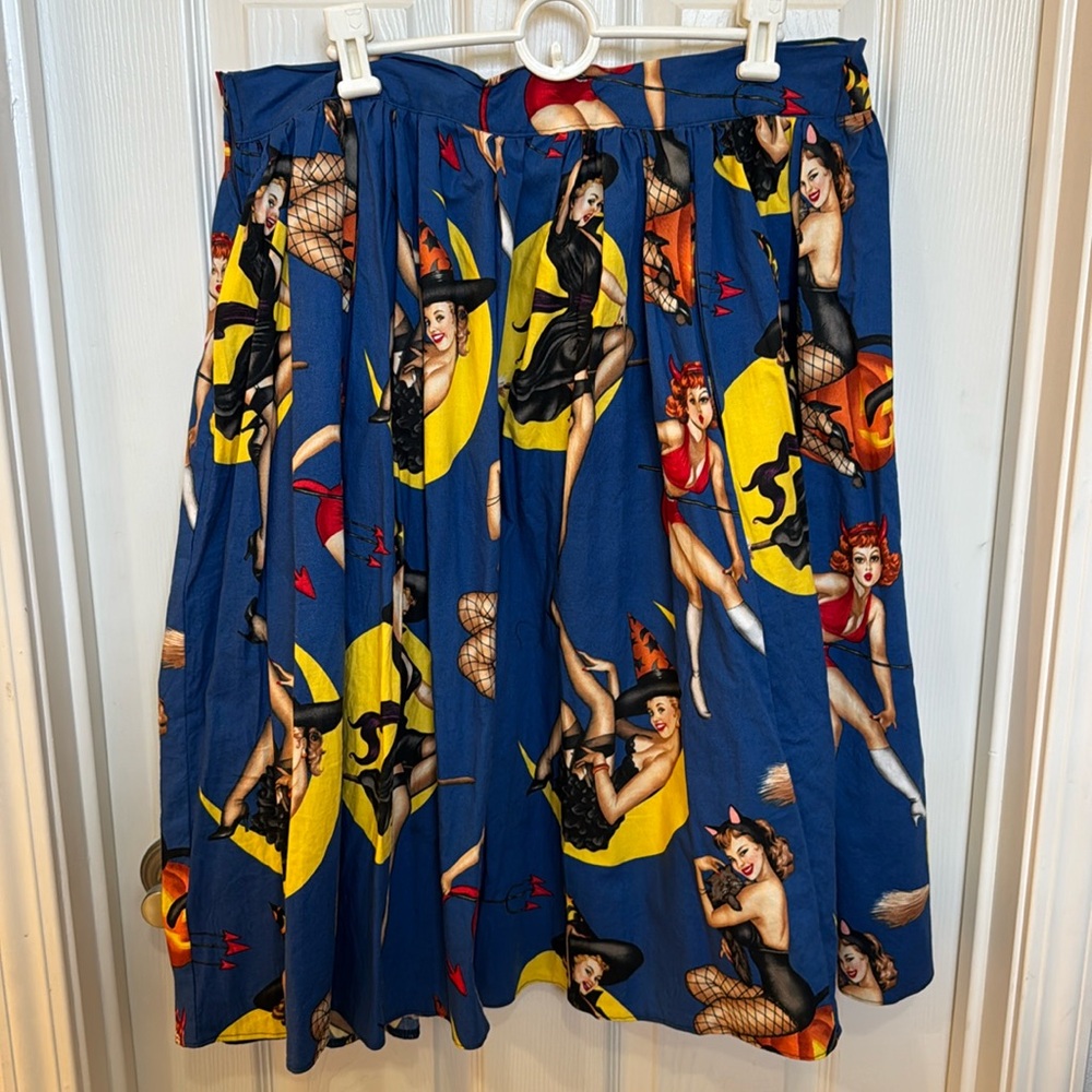 HD Retro Clothing  Halloween skirt 18.5 in waist